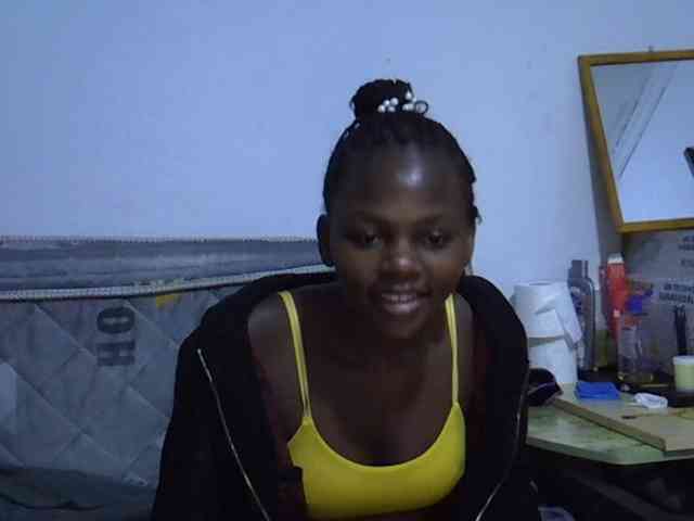 Sexybeiby1 webcam