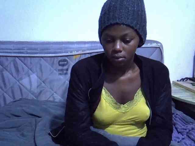 Sexybeiby1 webcam