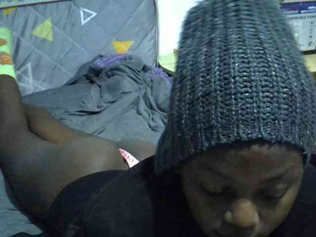 Sexybeiby1 webcam