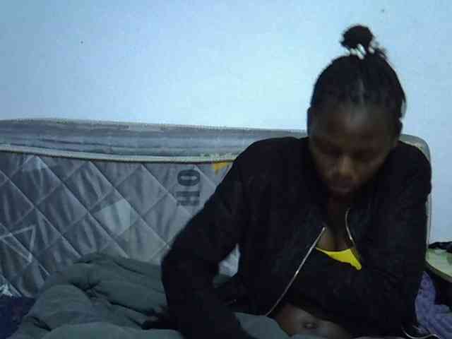 Sexybeiby1 webcam