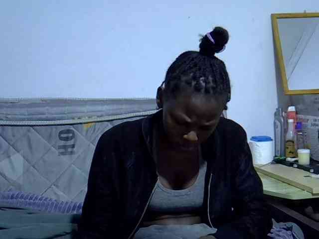 Sexybeiby1 webcam