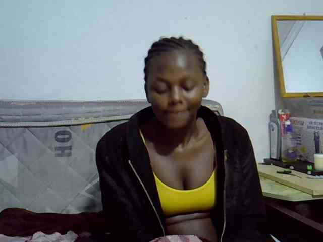 Sexybeiby1 webcam