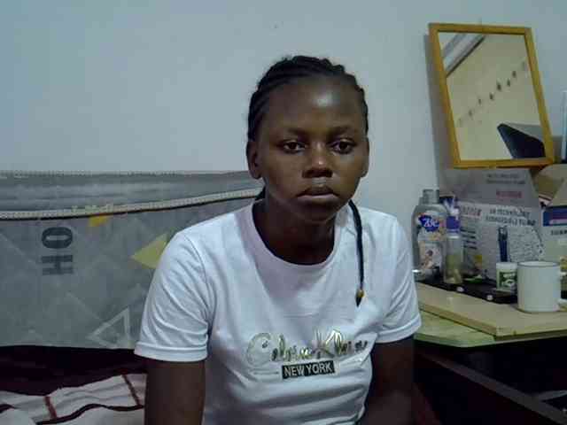 Sexybeiby1 webcam
