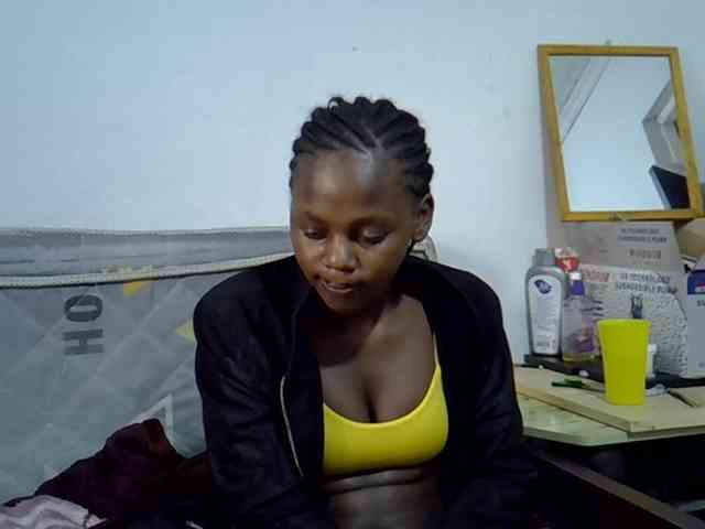 Sexybeiby1 webcam