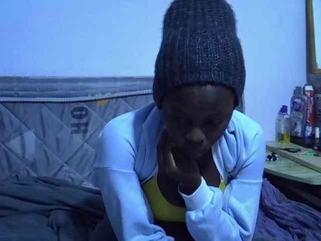 Sexybeiby1 webcam