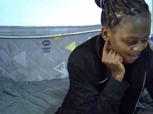 Sexybeiby1 webcam