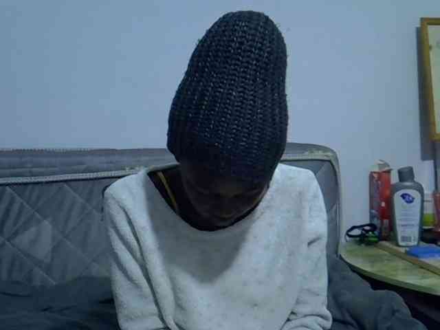 Sexybeiby1 webcam