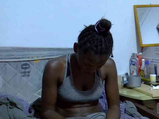 Sexybeiby1 webcam
