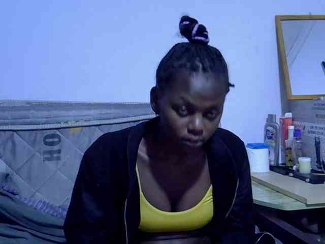 Sexybeiby1 webcam
