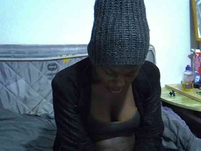 Sexybeiby1 webcam