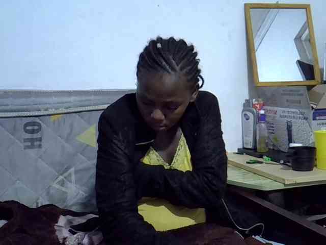 Sexybeiby1 webcam