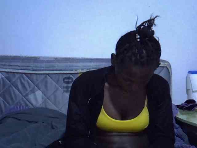 Sexybeiby1 webcam