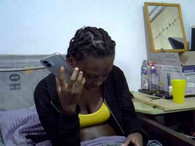 Sexybeiby1 webcam