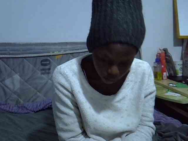 Sexybeiby1 webcam