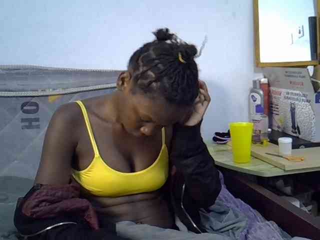 Sexybeiby1 webcam