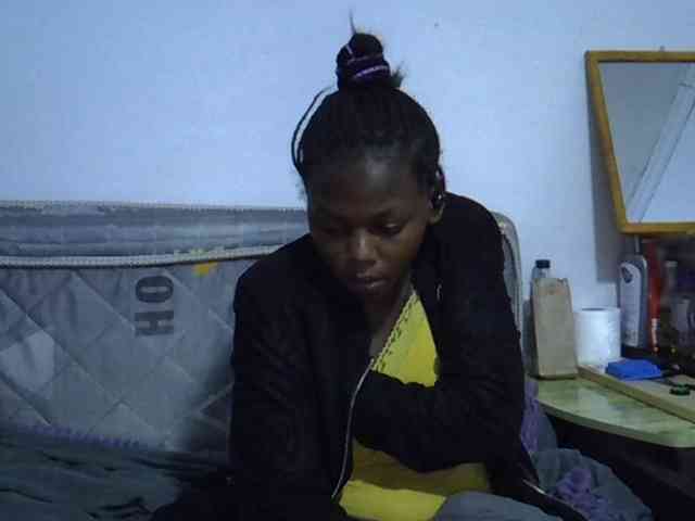 Sexybeiby1 webcam