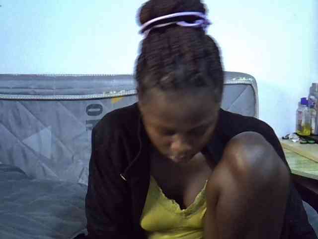 Sexybeiby1 webcam