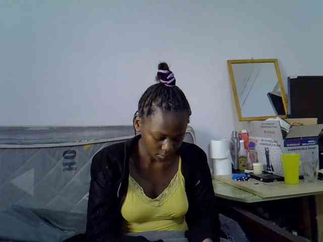 Sexybeiby1 webcam