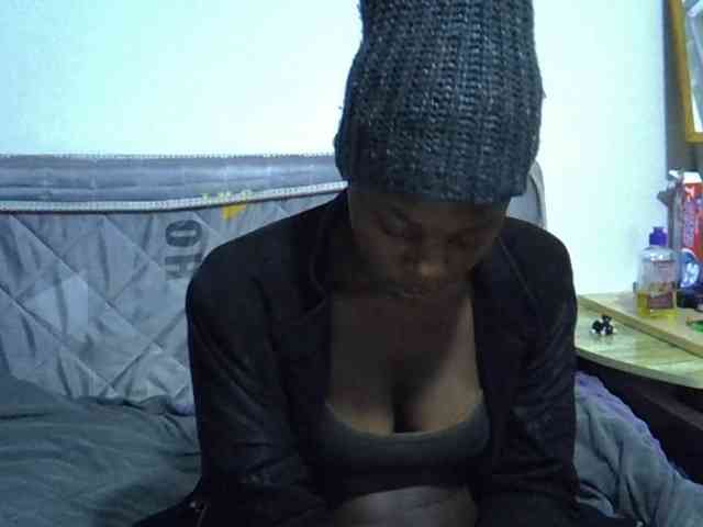 Sexybeiby1 webcam