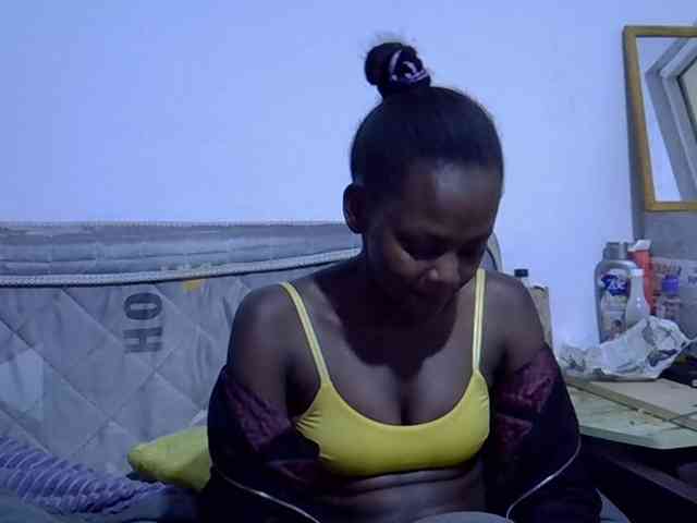 Sexybeiby1 webcam