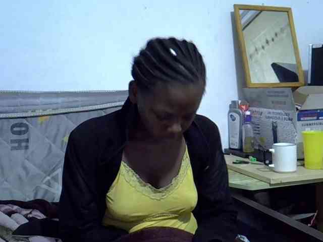 Sexybeiby1 webcam