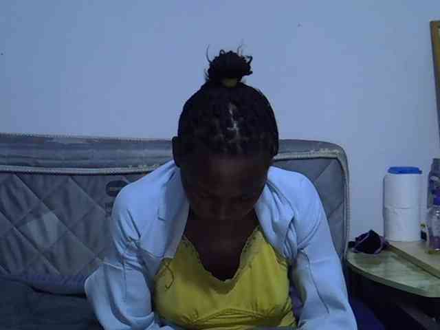 Sexybeiby1 webcam