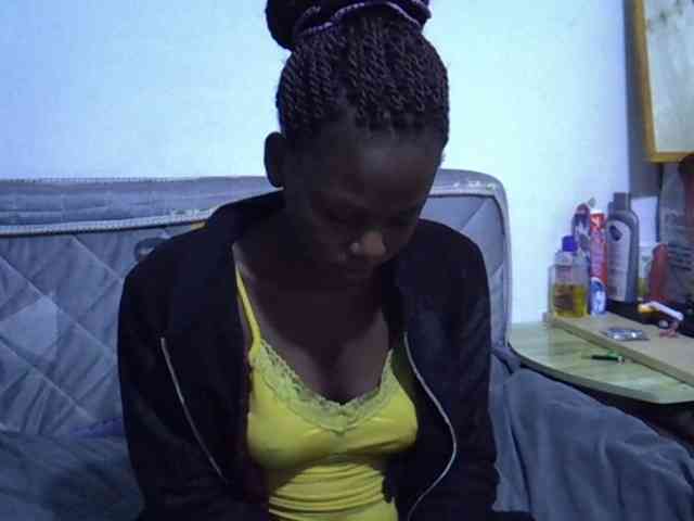 Sexybeiby1 webcam