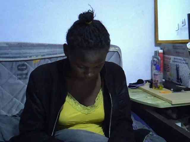 Sexybeiby1 webcam
