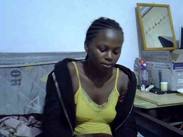 Sexybeiby1 webcam