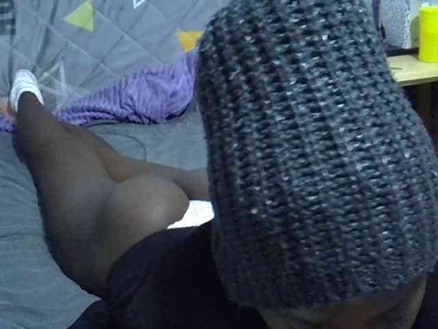 Sexybeiby1 webcam