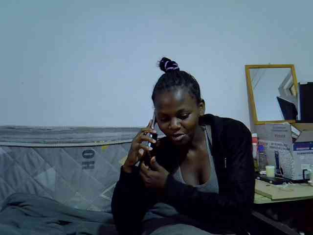 Sexybeiby1 webcam