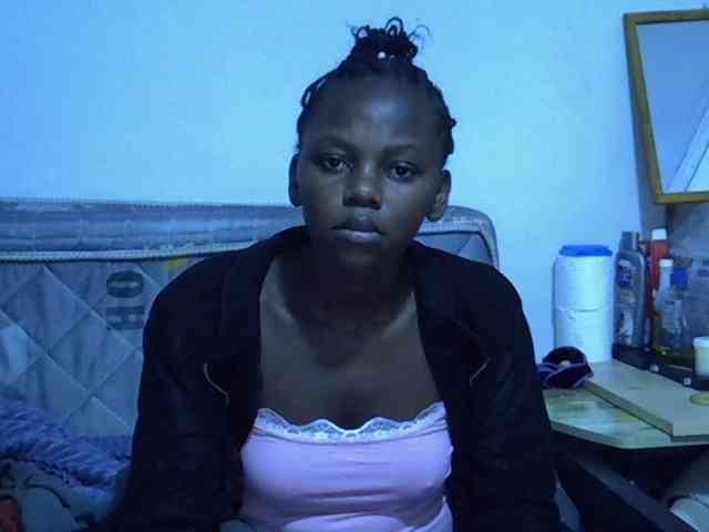 Sexybeiby1 webcam