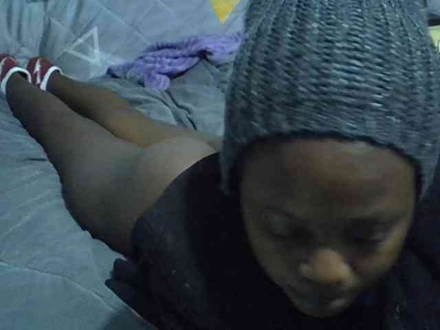 Sexybeiby1 webcam