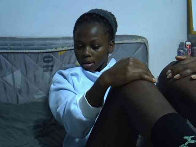 Sexybeiby1 webcam