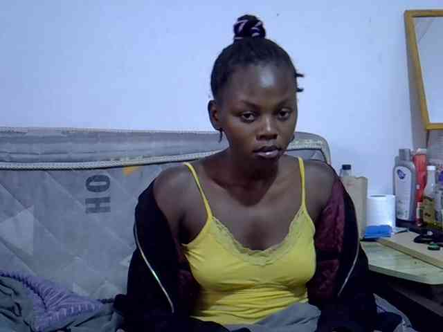Sexybeiby1 webcam