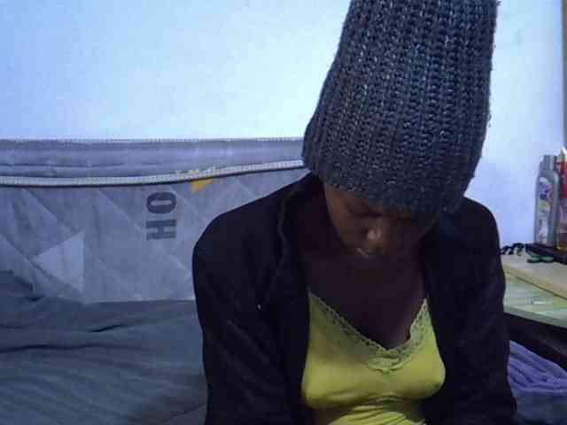 Sexybeiby1 webcam