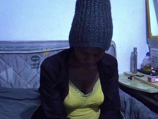 Sexybeiby1 webcam