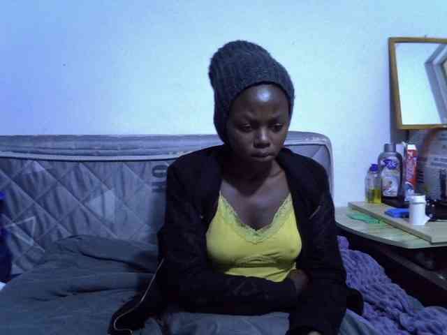 Sexybeiby1 webcam