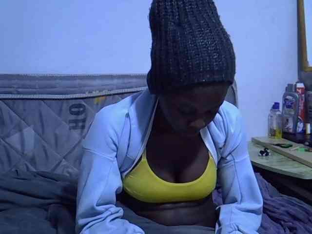 Sexybeiby1 webcam