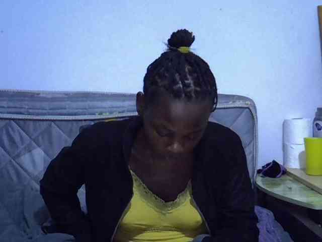 Sexybeiby1 webcam