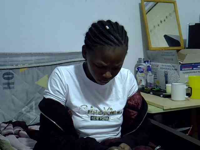 Sexybeiby1 webcam