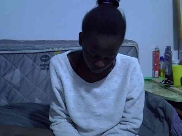 Sexybeiby1 webcam