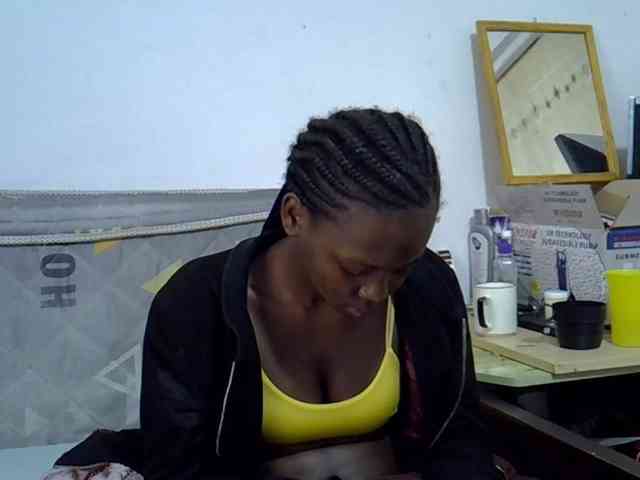Sexybeiby1 webcam