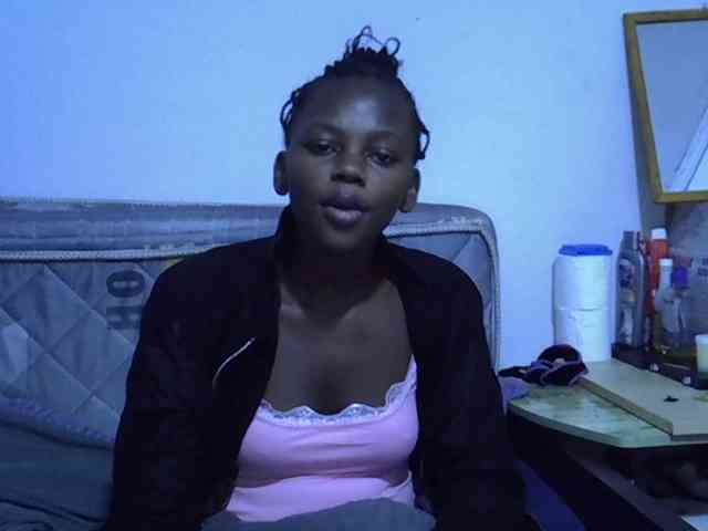 Sexybeiby1 webcam
