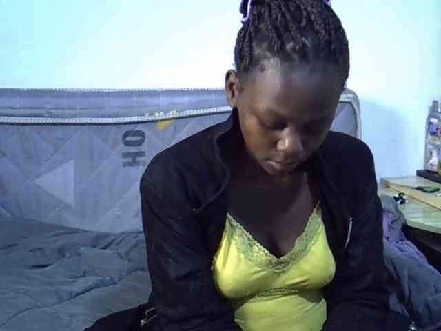 Sexybeiby1 webcam