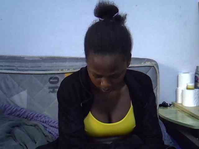 Sexybeiby1 webcam