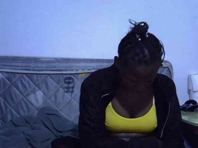 Sexybeiby1 webcam
