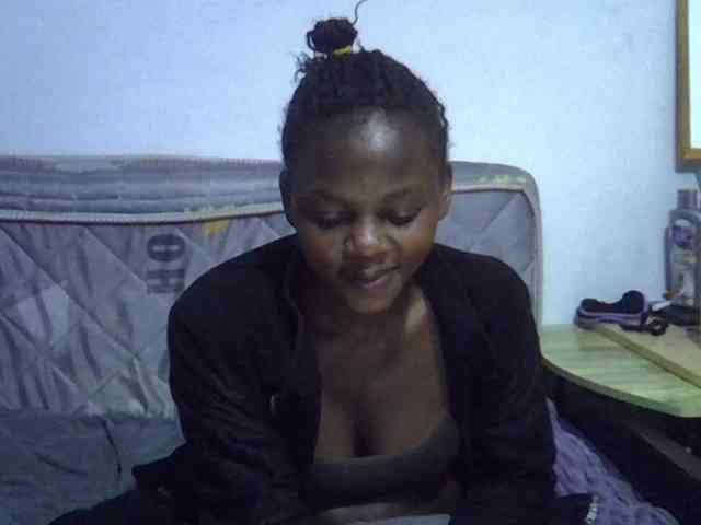 Sexybeiby1 webcam