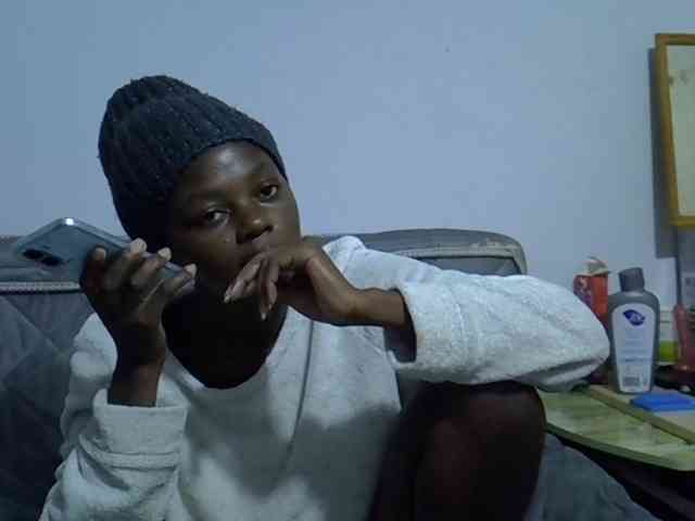 Sexybeiby1 webcam