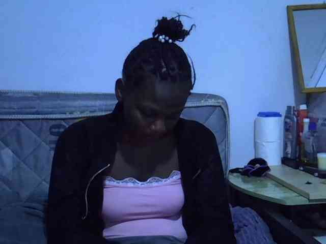 Sexybeiby1 webcam